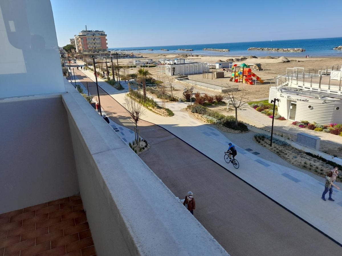 Appartamento Vista Mare Viserbella, Vicissimo Alla Fiera Rimini Zewnętrze zdjęcie