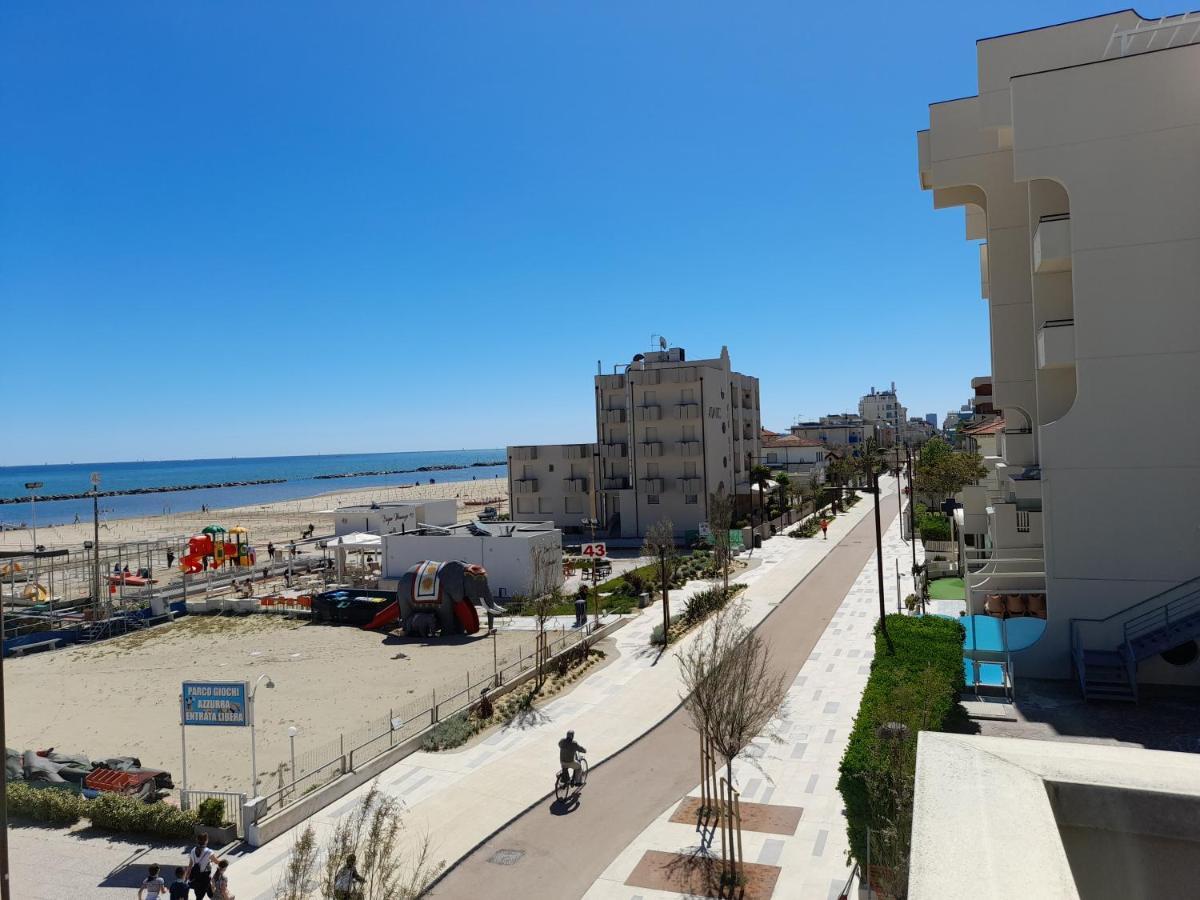 Appartamento Vista Mare Viserbella, Vicissimo Alla Fiera Rimini Zewnętrze zdjęcie